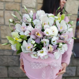 Flowers in a box "Attraction of love!"