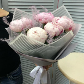 Bouquet with peonies "Style"
