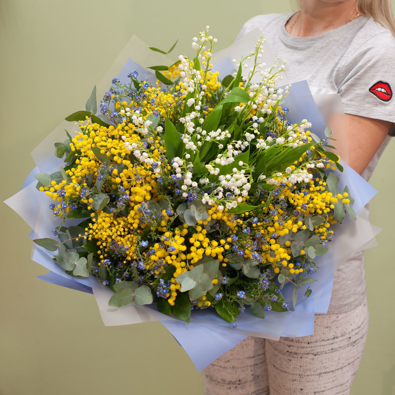 Букет цветов "Ландыши, мимоза, незабудки", стандартный