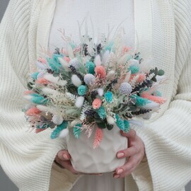 Kompozitciya suhotcvetov Svits