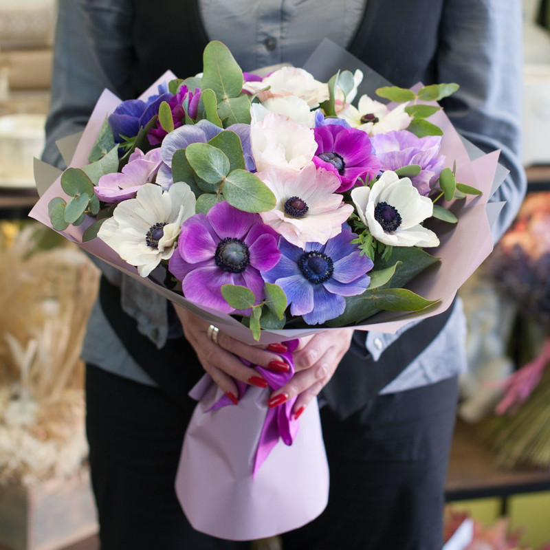 Buket tcvetov "Anemoni", standart