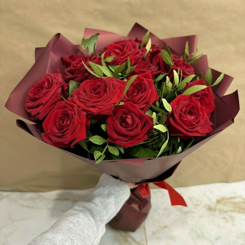 Букет из красных роз Ромео, стандартный