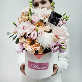  Коробка с цветами "Любимой маме"