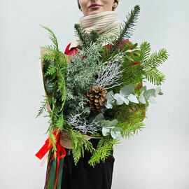 Tvoya zima buket iz hvoi