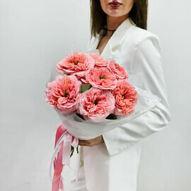 Пионовидные розы мандарин 7