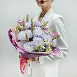 Букет с цветной хризантемой и пшеницей 2