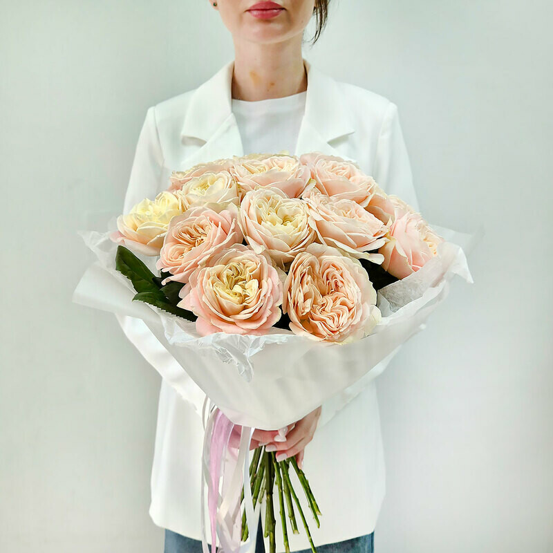 Monobuket nezhnih pionovidnih roz 15 sht, standart