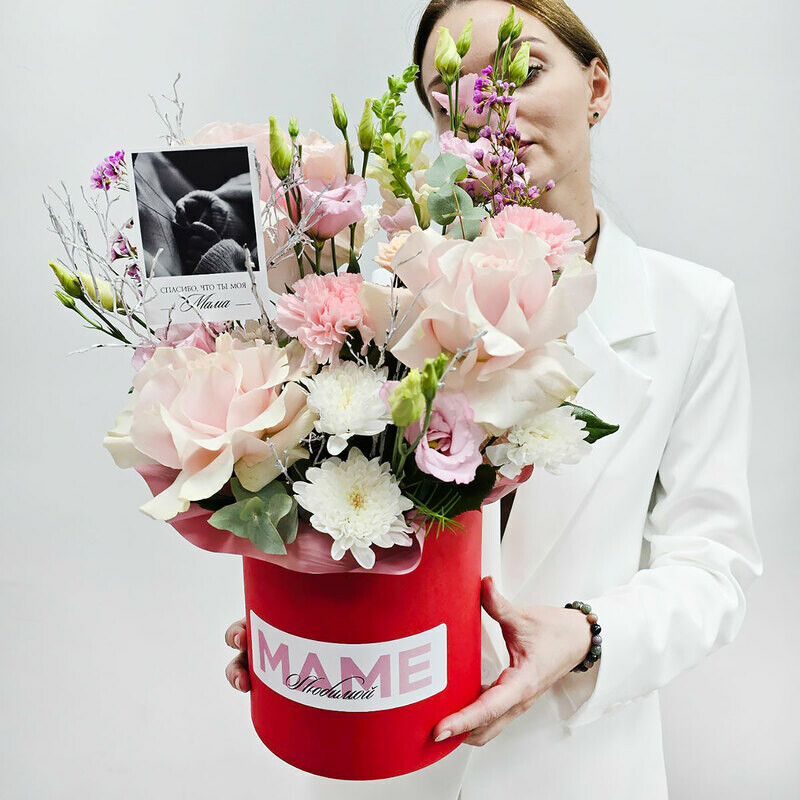 Коробка с цветами Маме с любовью, стандартный