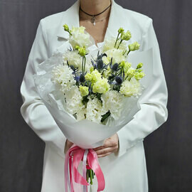 Букет белого лизиантуса Недотрога