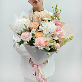 Buket «Siyanie ZHenstvennosti»