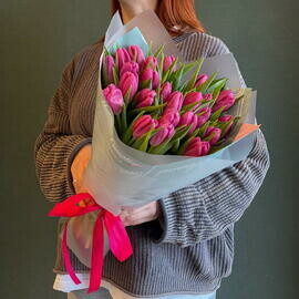 25 yarko-rozovih tyul_panov