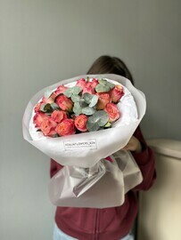 Яркая весна 