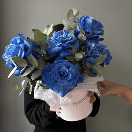 синие французский розы