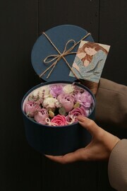 Цветочная коробка Любимой мамочке