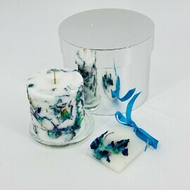 Podarochnij nabor. Svecha inter_ernaya botanicheskaya i aroma sashe