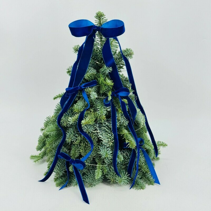 Мини ёлочка 40 см из веток живого нобилиса с синими бантиками. Новогодний декор. Живая ёлочка, стандартный