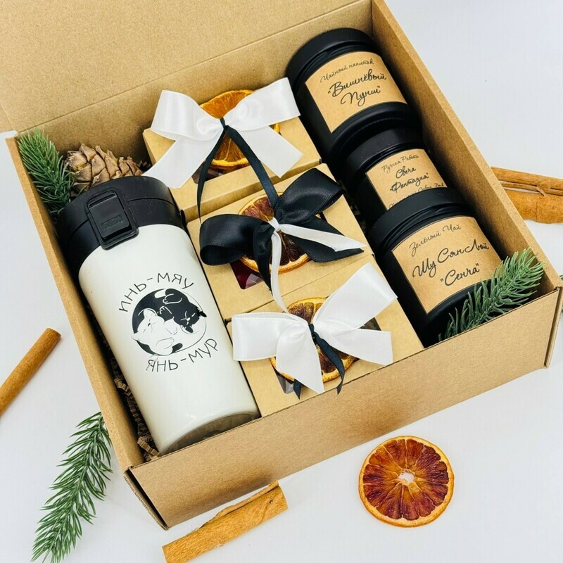 Подарочный набор. Чай элитный, орехи, термо стакан, свеча ручной работы. Подарок на Новый год, стандартный