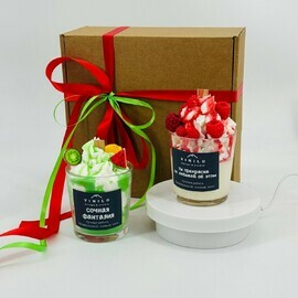 Подарочный набор свечей в стакане ручной работы 