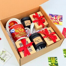 Подарок на 23 февраля мужчине. Подарочный набор чай элитный, кружка, орехи, свеча ручной работы