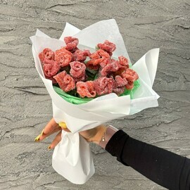 Sladkij s_edobnij buket iz marmelada. Marmeladnie rozi. Vkusnie tcveti