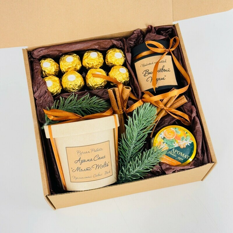 Подарочный набор со сладостями. Чай элитный, крем мёд, конфеты Ферреро Роше, арома саше мелтс, стандартный