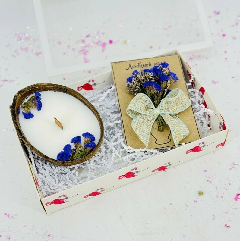Подарочный набор декоративная свеча в кокосе и открытка ручной работы "Любимой маме", стандартный