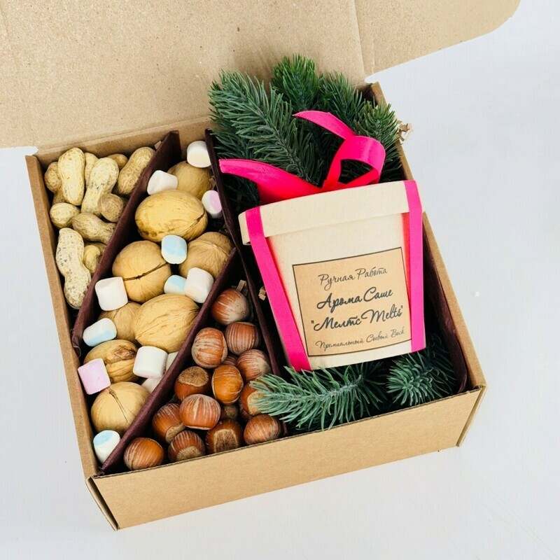 Подарочный насыпной бокс набор орехов и арома саше мелтс ручной работы. Подарок на Новый год, стандартный