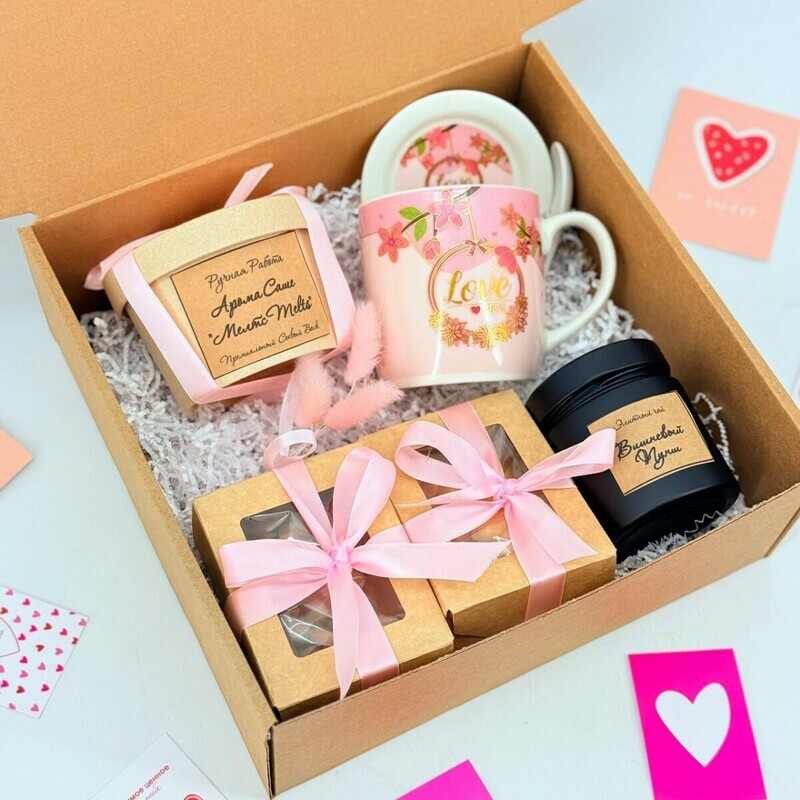 Подарочный бокс набор чая с кружкой, орехами и арома саше мелтс. Подарок на 14 февраля, стандартный
