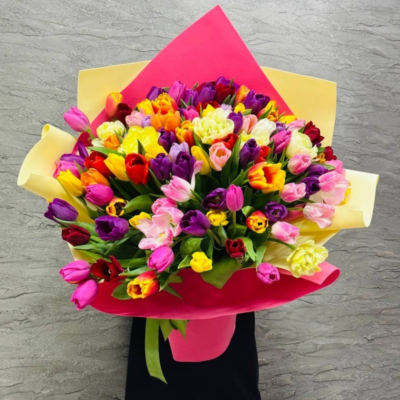 Buket gigant iz 121 raznotcvetnogo tyul_pana premium, standart