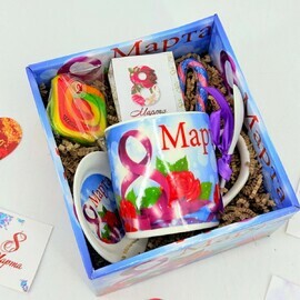 Подарок на 8 марта маме, коллеге. Керамическая кружка, подарочный набор с элитным чаем 