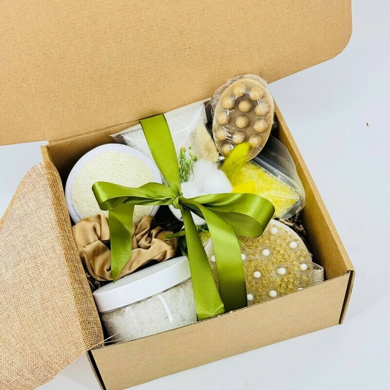 Podarochnij nabor spa b_yuti boks dlya vanni, bani. Korporativnij podarok na 8 marta, standart