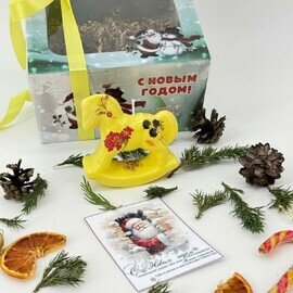 Novogodnyaya svecha loshadka-kachalka ruchnoj raboti hohloma. Podarok na novij god. Simvol goda loshad_