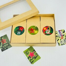 Podarochnij nabor elitnogo chaya na 23 fevralya. Podarok muzhchine, kollege