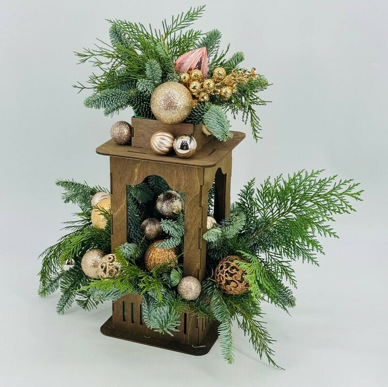 Новогодний фонарь. Интерьерная композиция из натуральной хвои нобилис. Подарок на новый год, стандартный