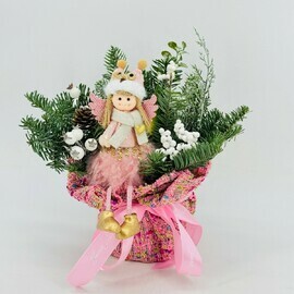 Зимняя композиция букет из живого нобилиса с луковицей Амариллис и куколкой Ангел девочка