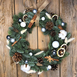 Рождественский венок 50 см из натуральной пихты нобилис