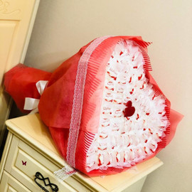 Сладкий букет из конфет Рафаэлло