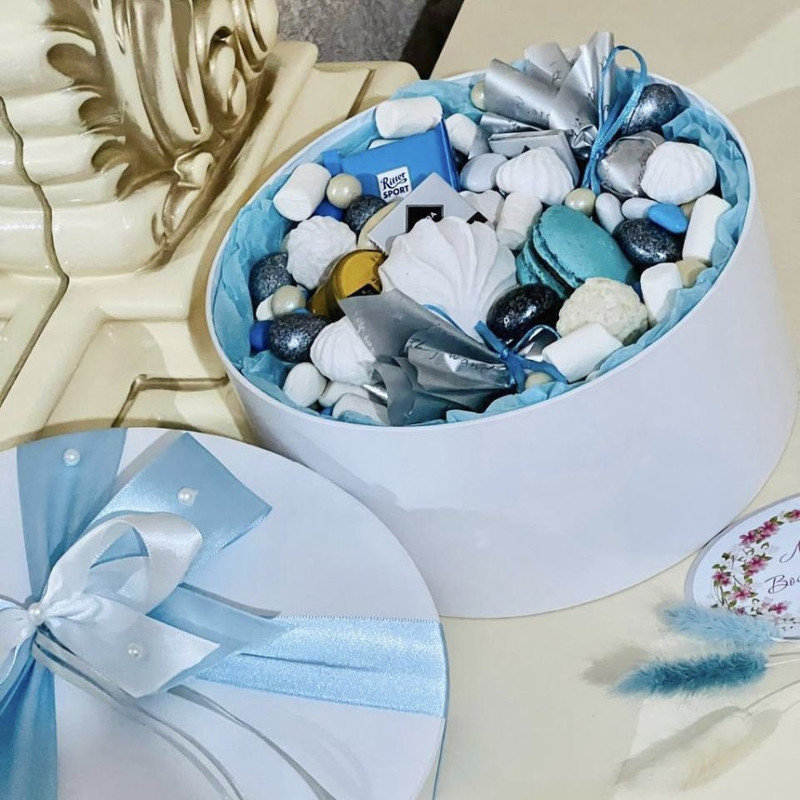 Сладкий подарок. Бокс со сладостями, стандартный