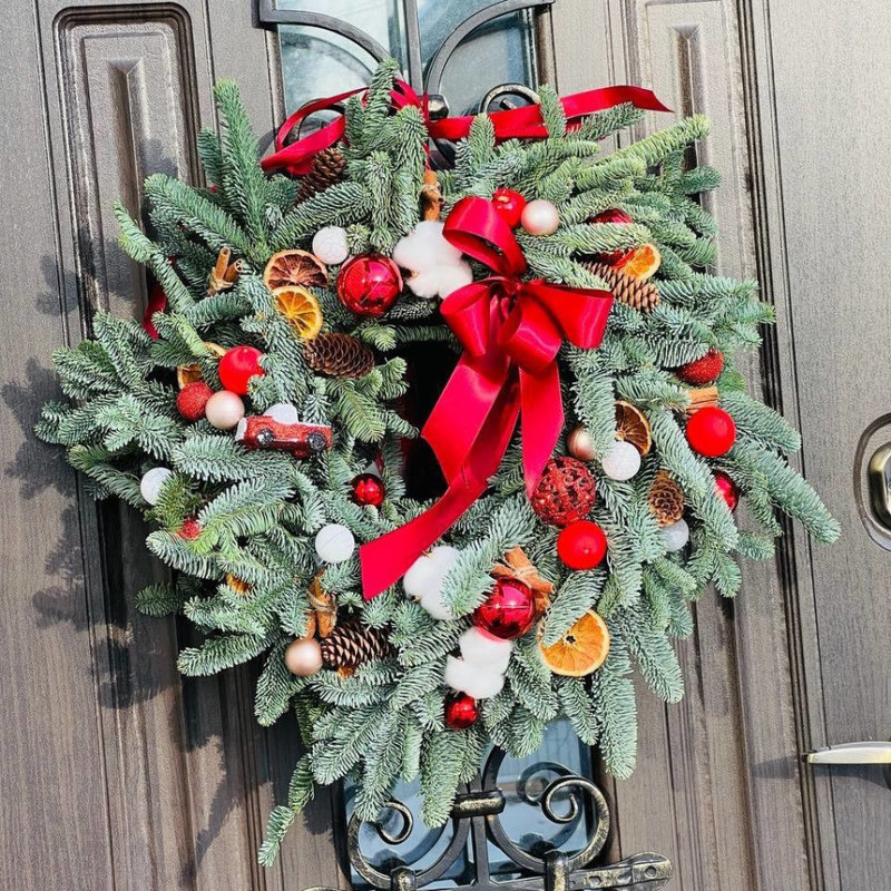 Венок из натуральной ели нобилис, стандартный