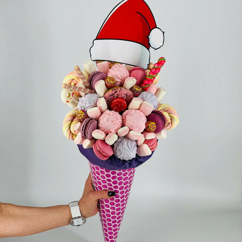 Сладкий букет новогодний рожок с зефиром и макарони, стандартный