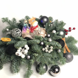 Новогодняя  композиция настольная из нобилиса