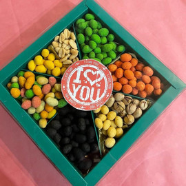 Подарок мужчине набор снеков орехов к пиву