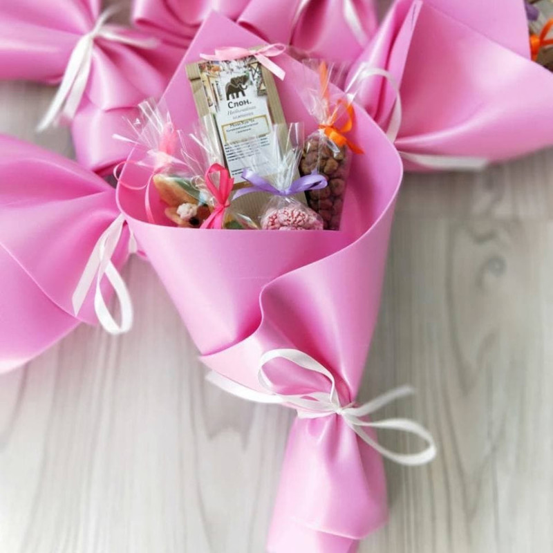 Букет с чаем и сладостями для учителя, стандартный