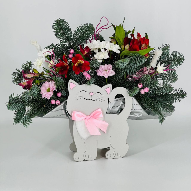 Букет из нобилиса с цветами в кашпо кошечка, стандартный