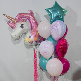 Fontan sharov s figuroj edinorog