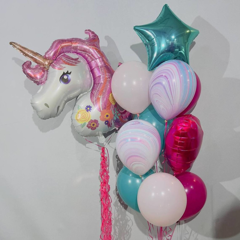 Fontan sharov s figuroj edinorog, standart