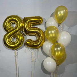 Vozdushnie shari zoloto na yubilej s tciframi