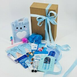 Бьюти бокс с уходовой косметикой и плюшевым блокнотом. Подарочный набор на 14 февраля, 8 марта