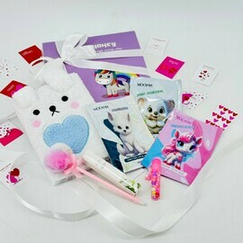 Podarochnij nabor, b_yuti boks s plyushevim bloknotom. Podarok dlya devochki, devushki na 14 fevralya