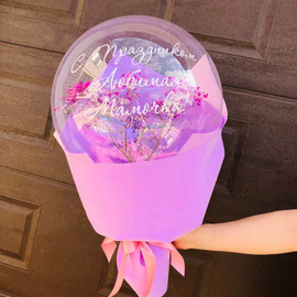 Букет из гипсофилы для мамы в шаре баблс